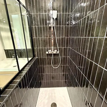 Appartement Bellevue - Terrace, Golf & Pool *