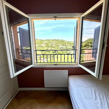 Appartement Bellevue - Terrace, Golf & Pool Sainte-Maxime